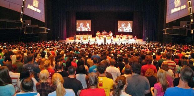 Grow Your Congregation With An Internal Social Media Platform